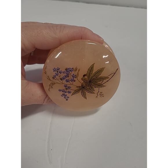 Vintage Pink Alabaster Ring Trinket Dish Box with Lid & Star Flowers - Picture 11 of 13